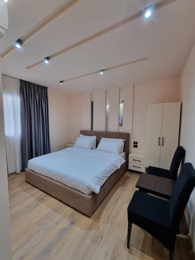 Djakbe Hotel Tirana Esterno foto